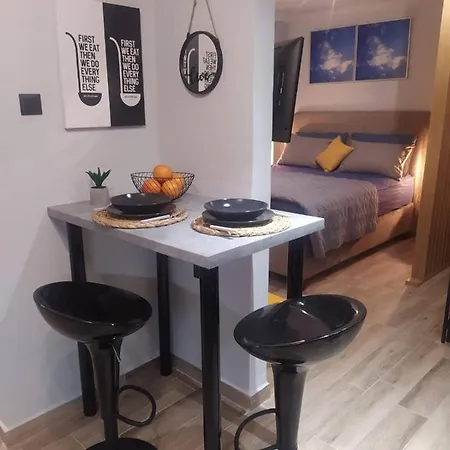 Hesperides Garden Apartment Athens